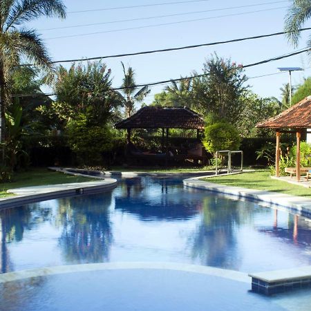 Sunset Villa Senggigi Exterior foto